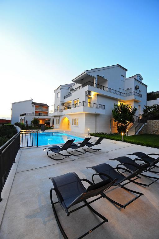 The One Resort Podstrana Exterior photo