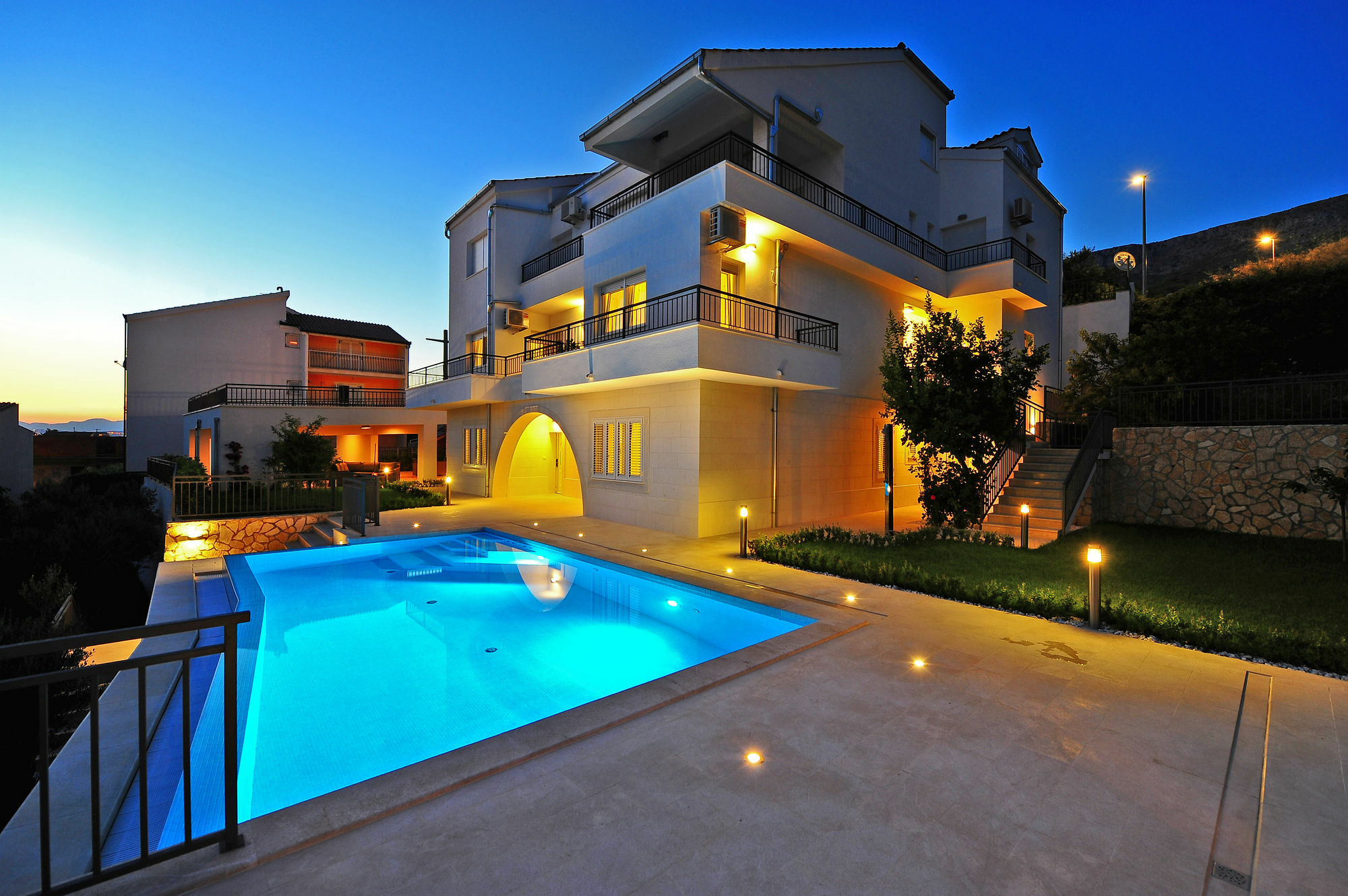 The One Resort Podstrana Exterior photo